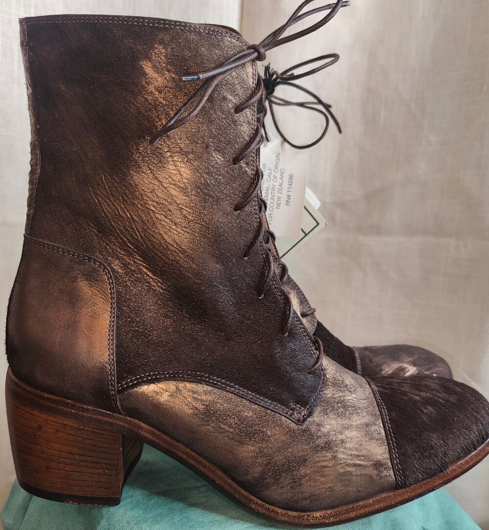 NWT Frye Felicity Short Bronze Metallic Haircalf Boots 9.5 Italy Rare Pony Hair